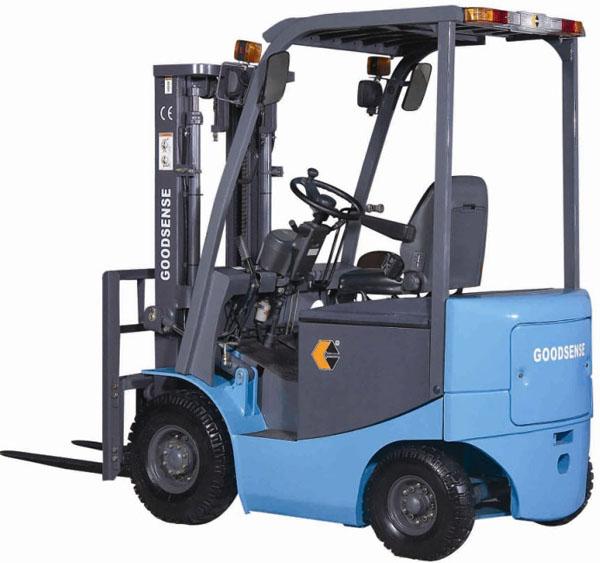 Forklift with motor Electrical in Maxfield, Kingston, Jamaica